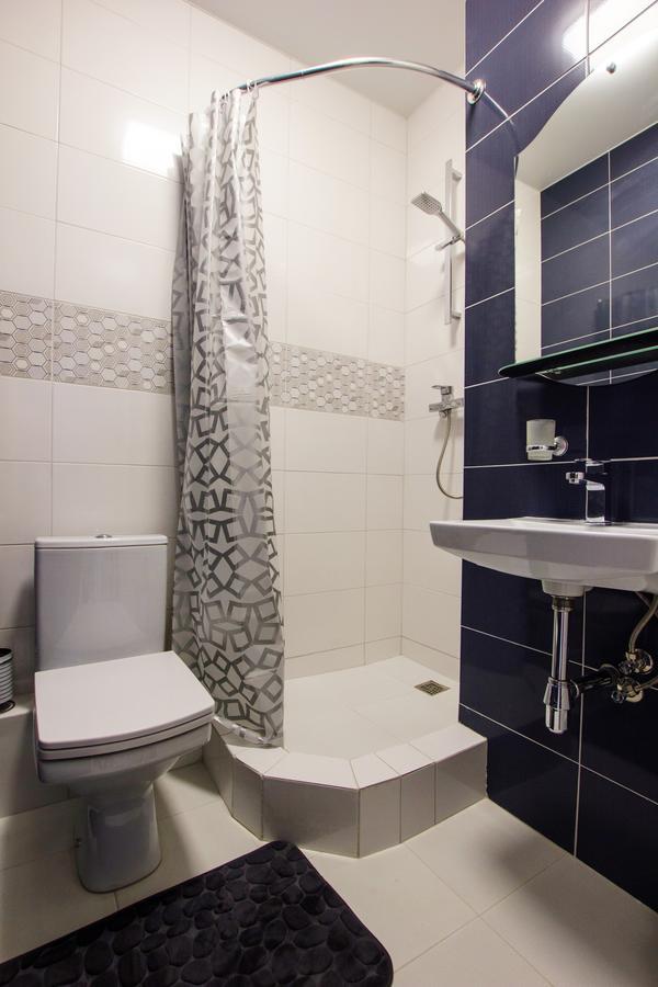 East Residence White Kiev Esterno foto