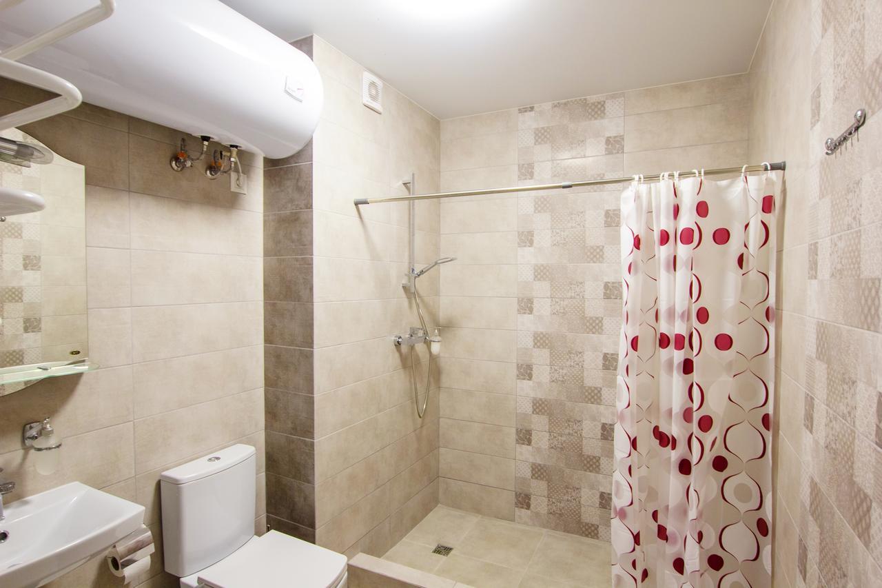 East Residence White Kiev Esterno foto